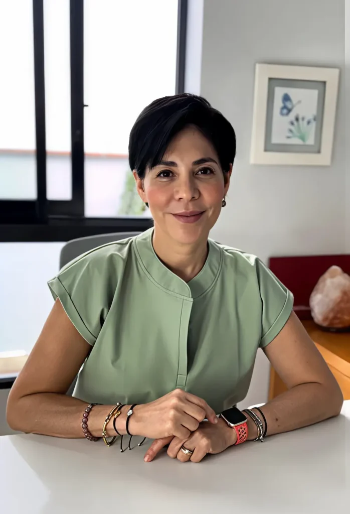 Conoce a la Dra Mónica Espinoza